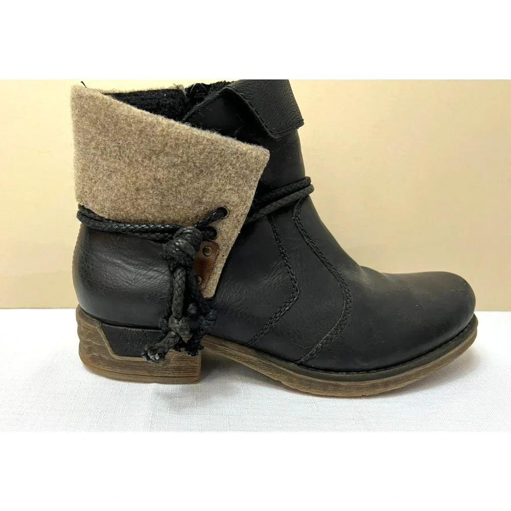 Riker Black Vegan Leather Ankle Boot Felt Cuff Roundish Toe Low Heel‎  6.5